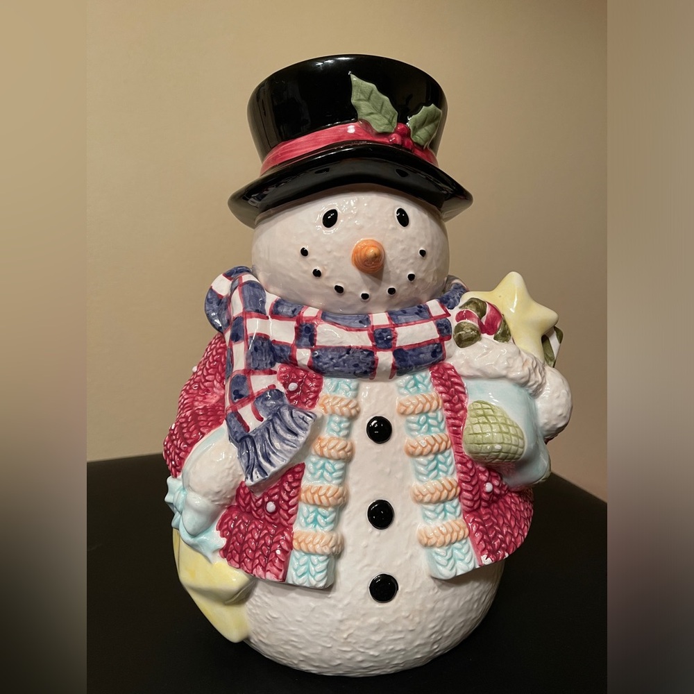 Gibson Snowman Figurine Holiday Christmas Cookie Jar with Red and Blue Accents